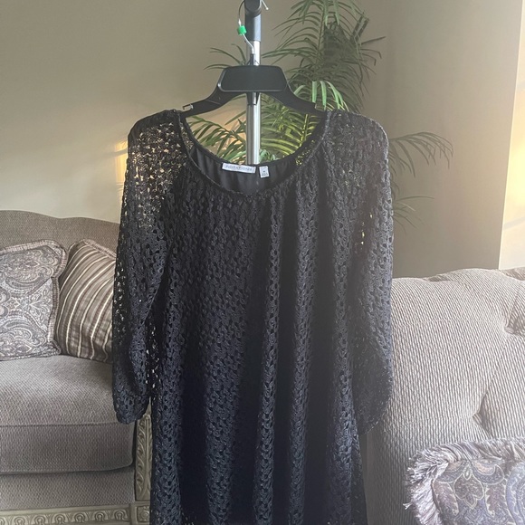 Notations Tops - Large Black Top by Notations